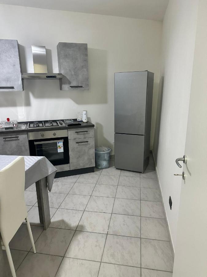Home Center Acquisto Катания Екстериор снимка